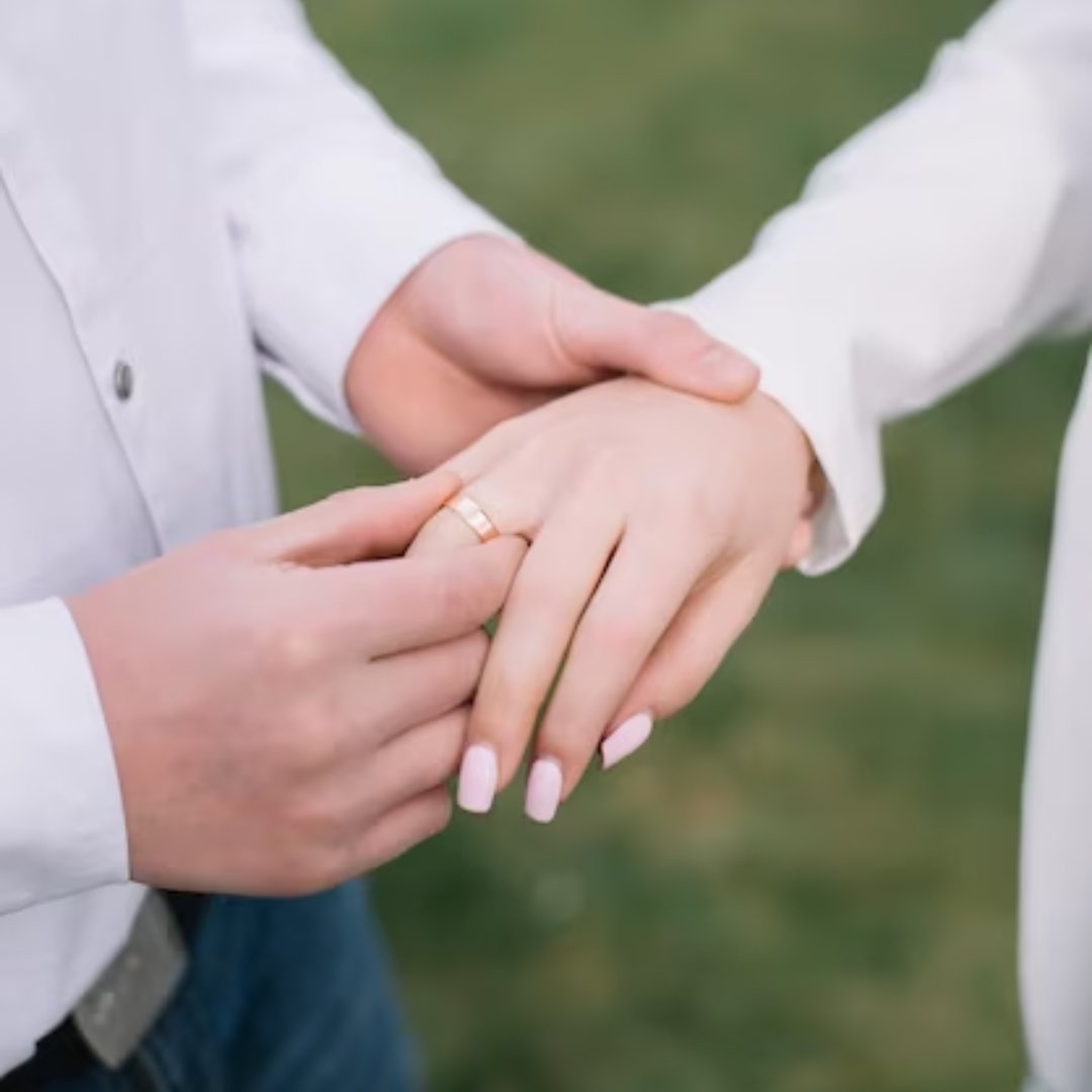 Couple Gifts – Matching & Romantic