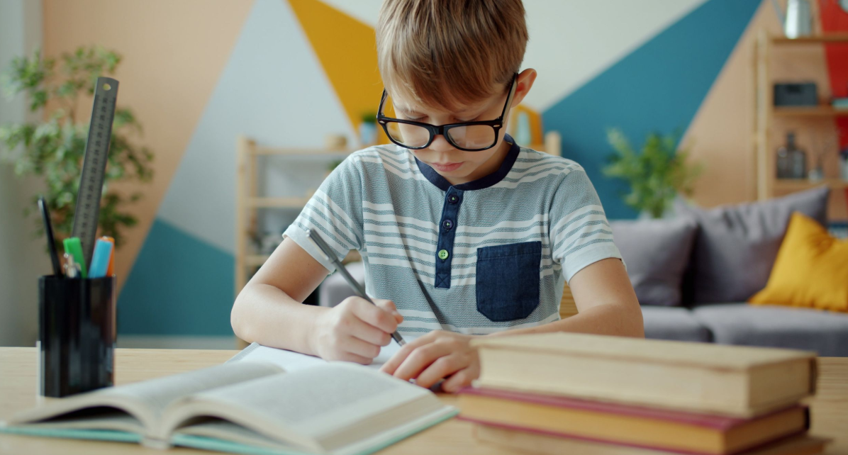 Top 5 ways a gift of encouragement can reduce screen time for children