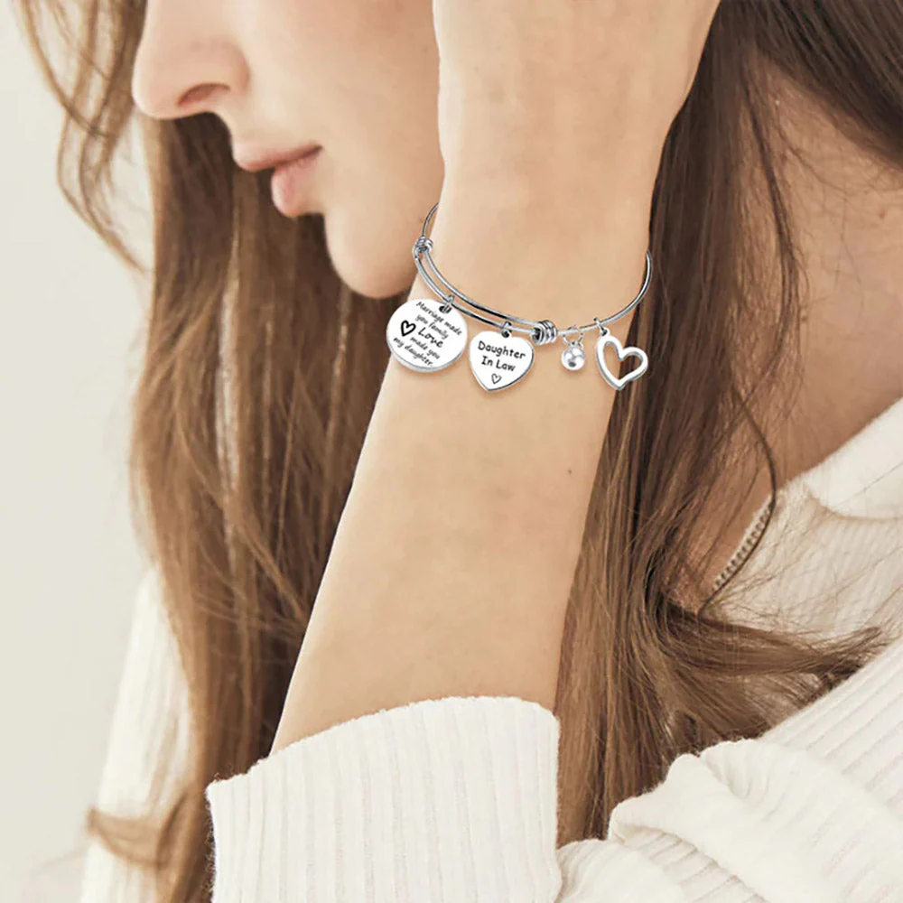 Celebrating the Bond: Why a Jewelry Gift is Perfect for Your Daughter-in-Law.