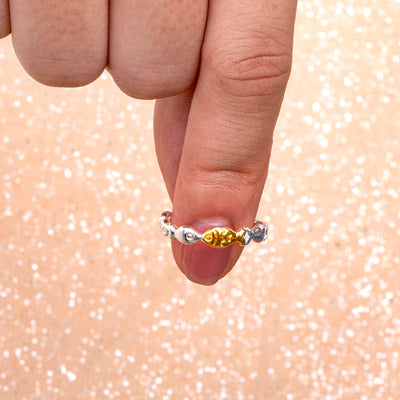 To My Bonus Daughter "Swim against the current" Fish Ring