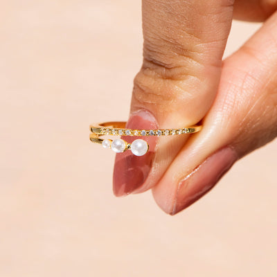 "Beauty, Wisdom and Integrity." Triple Pearl Ring