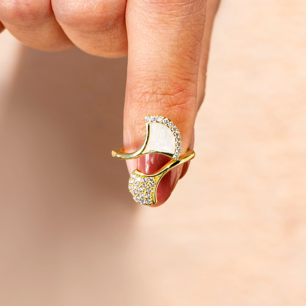 "The world is your oyster, and you are the pearl." Pearl Shell Ring