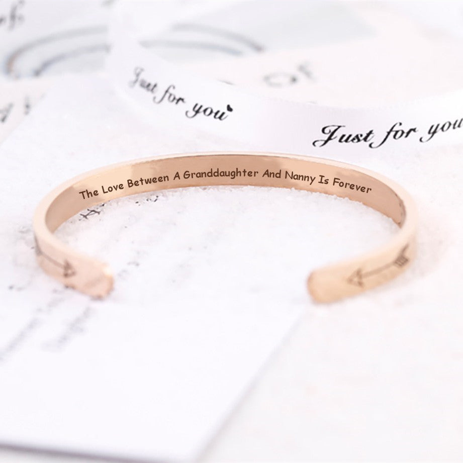 To My Nanny "The Love Between A Granddaughter And Nanny Is Forever" Bracelet - SARAH'S WHISPER