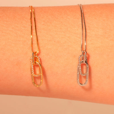 To My Best Friend "You are one of those people who make my life better just by being in it" Interlocking Necklace