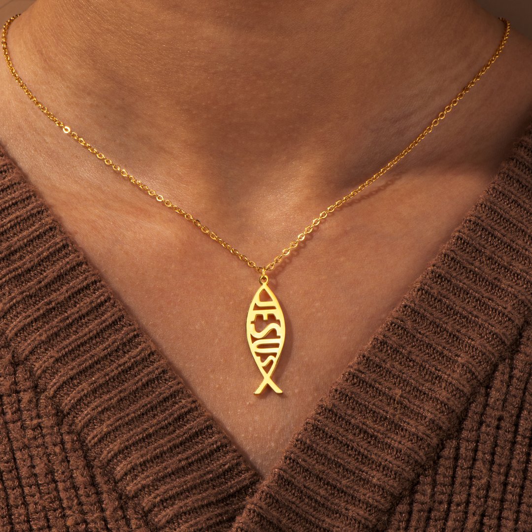 "To My Granddaughter "Whenever You Feel Overwhelmed Always Remember To Pray Through It" Necklace