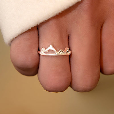 "You girl, were made for greatness" Adjustable Ring