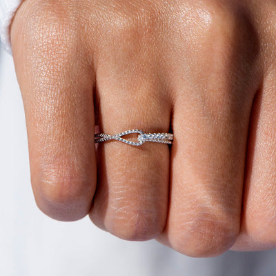 To My Granddaughter "The knot that ties a mother and daughter" Tight Knot Ring