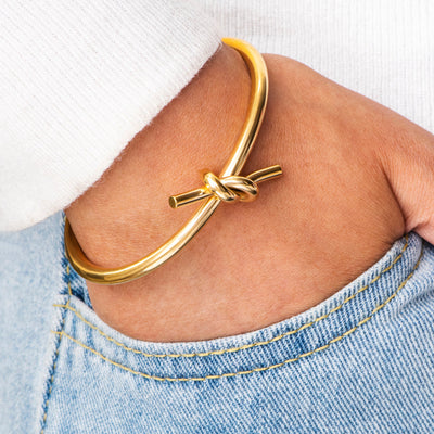 To My Daughter "A knot cannot be undone" Knot Bracelet