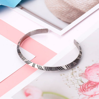 To My Granddaughter "Moving forward" Line Bracelet