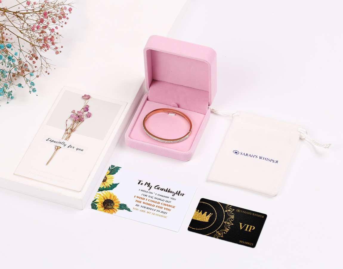 To My Granddaughter" I WISH I COULD CHANGE THE WORLD FOR YOU" Full Diamond Bracelet[💞 Bracelet +💌 Gift Card + 🎁 Gift Box + 💐 Gift Bouquet] - SARAH'S WHISPER