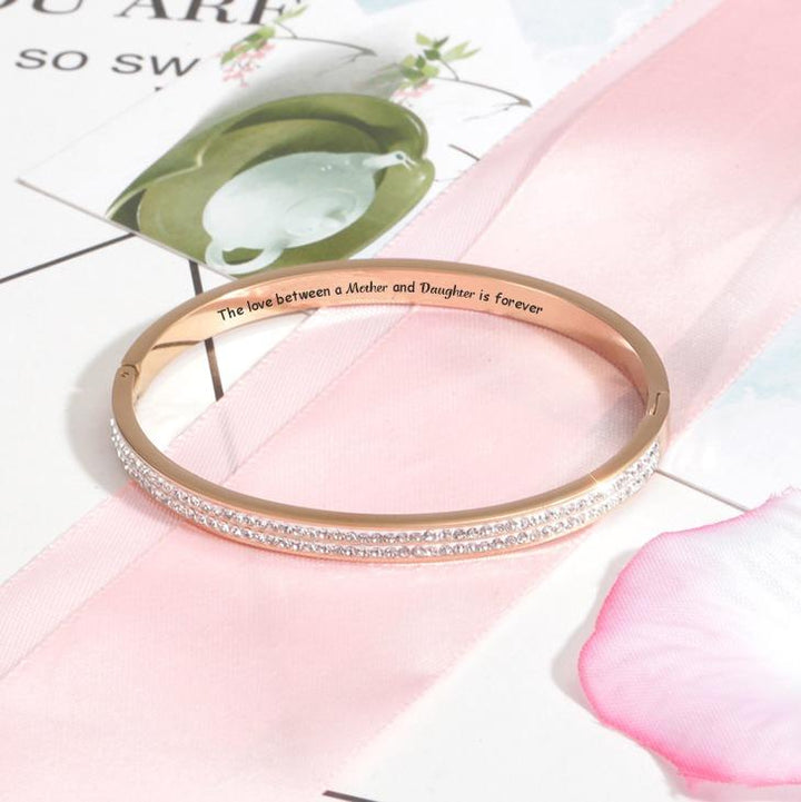 [Gift for Mother's Day] To My Mom "The love between a Mother and Daughter is forever" Full Diamond Bracelet [💞 Bracelet +💌 Gift Card + 🎁 Gift Box + 💐 Gift Bouquet] - SARAH'S WHISPER