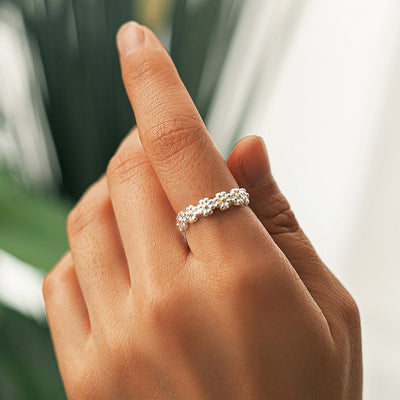 "I think about you every daisy" RING [🌿 RING +💌 GIFT CARD + 🎁 GIFT BAG + 💐 GIFT BOUQUET] - SARAH'S WHISPER