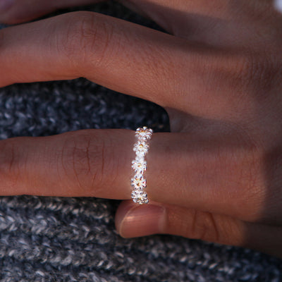 "I think about you every daisy" RING [🌿 RING +💌 GIFT CARD + 🎁 GIFT BAG + 💐 GIFT BOUQUET] - SARAH'S WHISPER