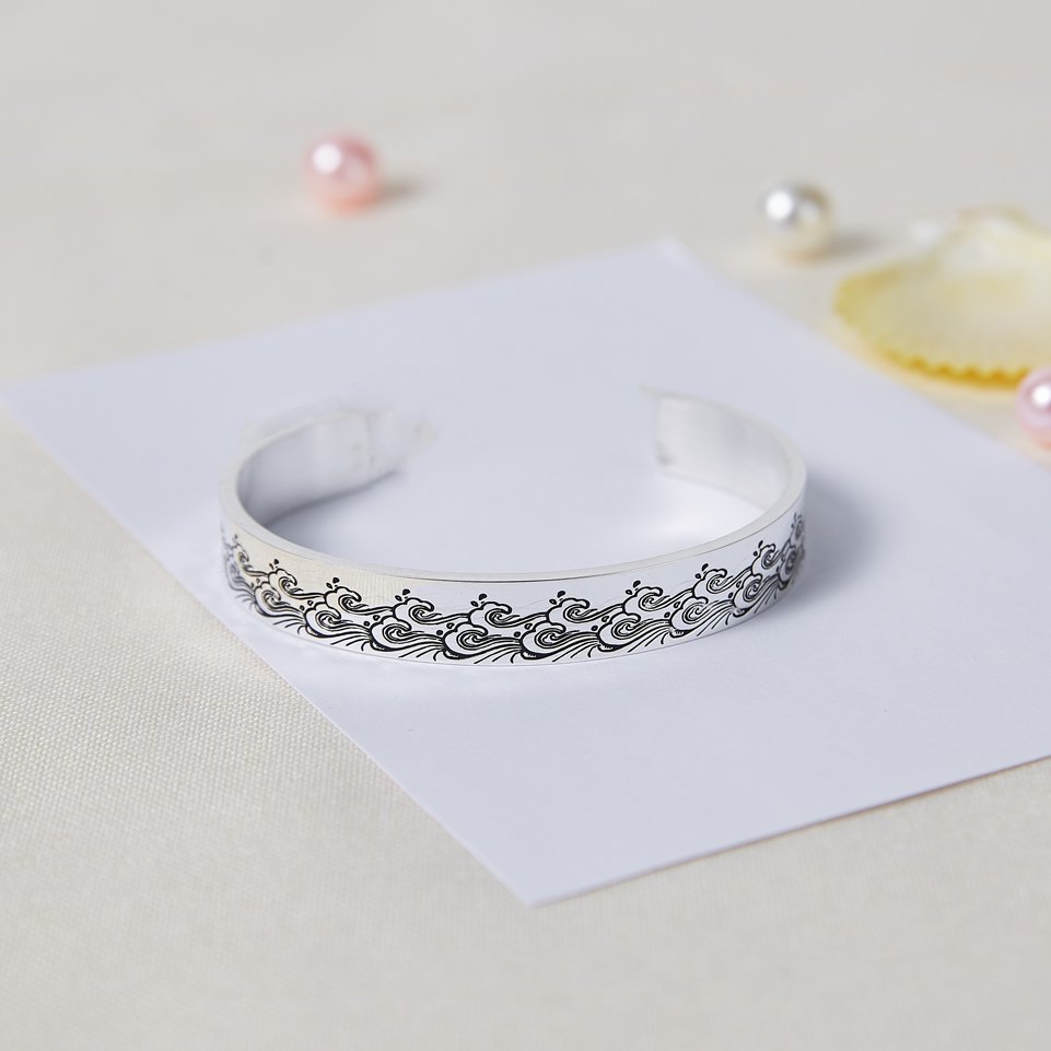 To My Daughter "The love between a Mother and Daughter is forever" Ocean Wave Bracelet - SARAH'S WHISPER