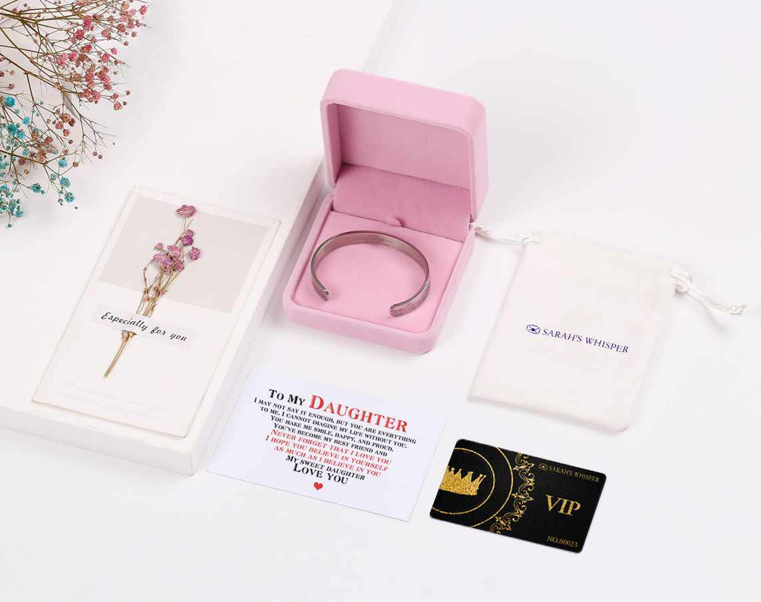 To My Daughter "I LOVE YOU, BELIEVE IN YOURSELF AS MUCH AS I BELIEVE IN YOU" Ocean Wave Bracelet - SARAH'S WHISPER