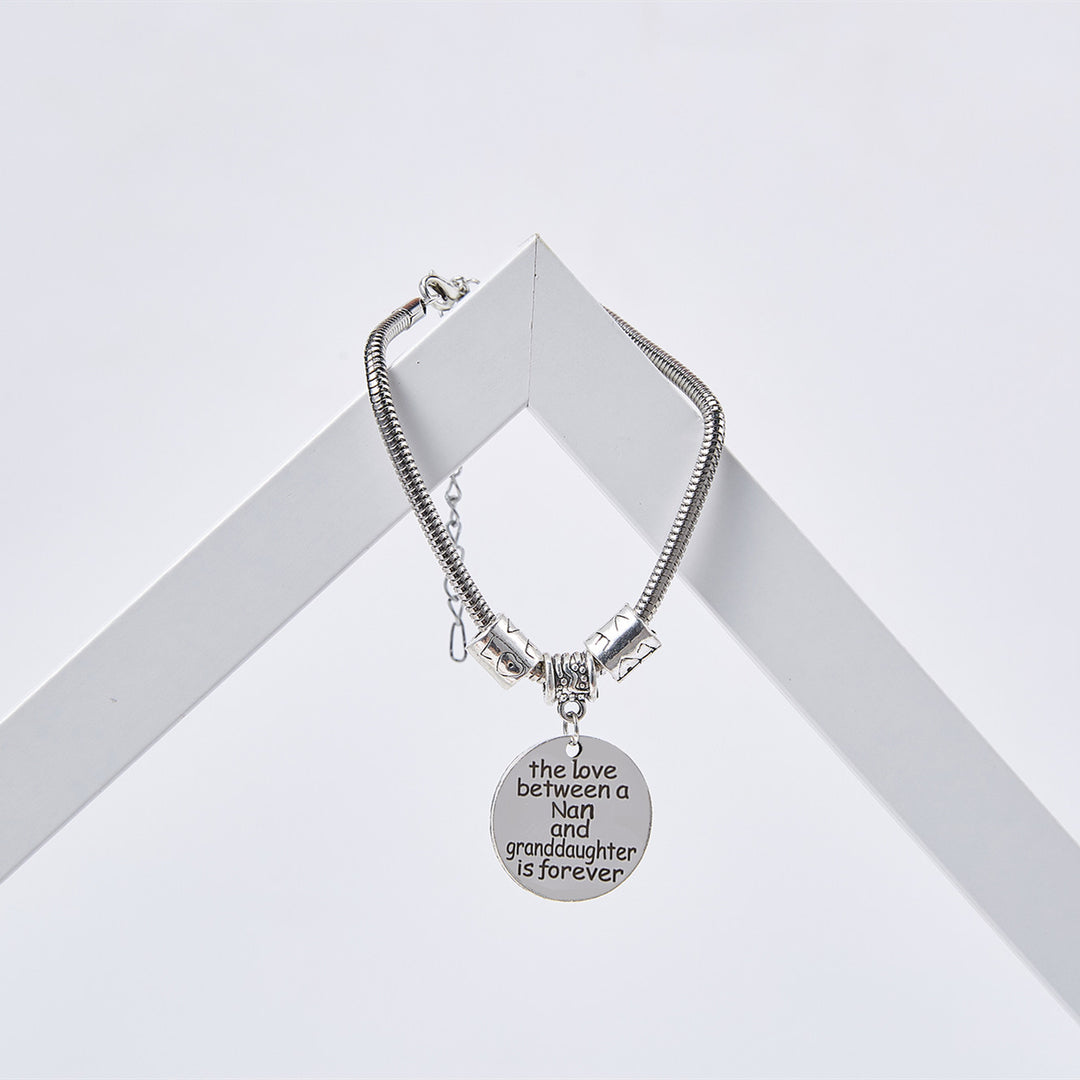 TO MY GRANDDAUGHTER "THE LOVE BETWEEN A NAN AND GRANDDAUGHTER IS FOREVER" BRACELET - SARAH'S WHISPER