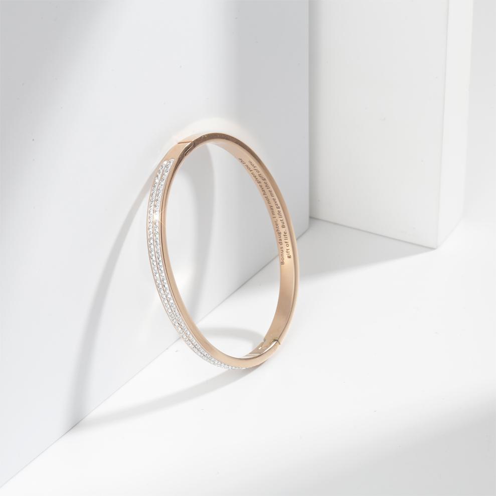 To My Daughter-in-law "BONUS DAUGHTER, I MAY NOT HAVE GIVEN YOU THE GIFT OF LIFE. BUT LIFE GAVE ME THE GIFT OF YOU" Bracelet [💞 Bracelet +💌 Gift Card + 🎁 Gift Box + 💐 Gift Bouquet] - SARAH'S WHISPER