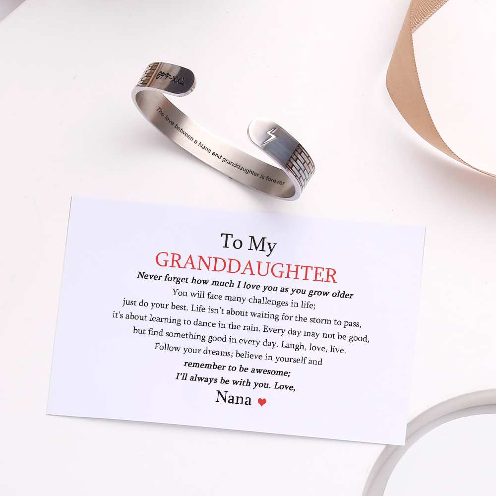To My GRANDDAUGHTER "The love between a Nana and Granddaughter is forever" Bracelet [💞 Bracelet +💌 Gift Card + 🎁 Gift Box + 💐 Gift Bouquet] - SARAH'S WHISPER