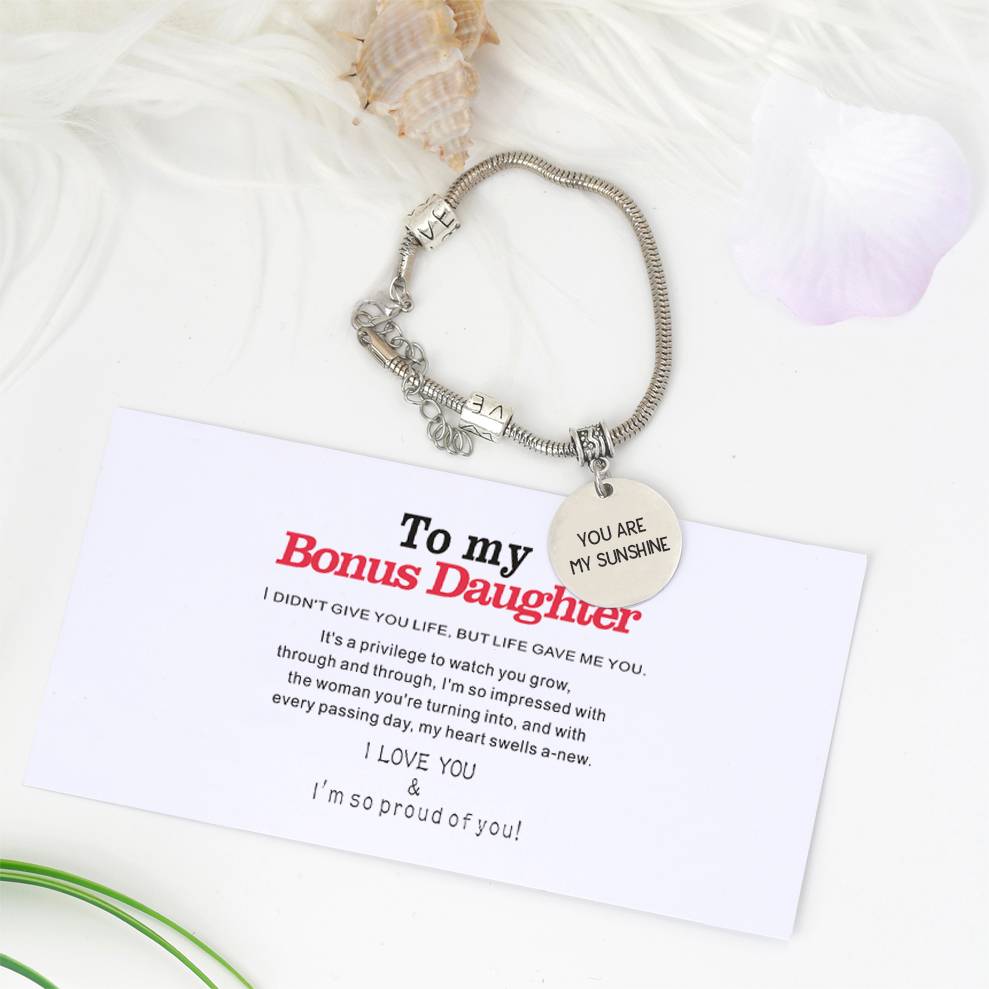 To My Bonus Daughter "YOU ARE MY SUNSHINE" Bracelet - SARAH'S WHISPER