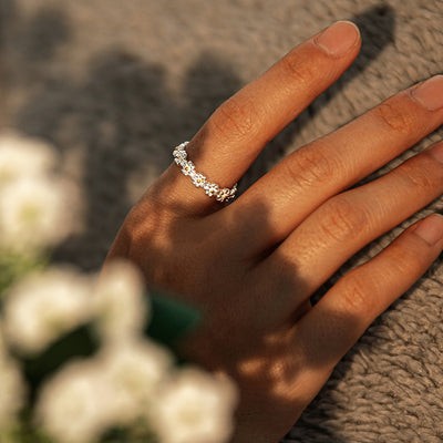 "I think about you every daisy" RING [🌿 RING +💌 GIFT CARD + 🎁 GIFT BAG + 💐 GIFT BOUQUET] - SARAH'S WHISPER