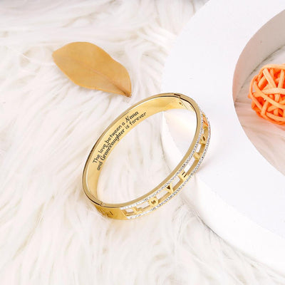 [Optional Address] To My GRANDDAUGHTER "The love between a [Nana] and Granddaughter is forever" Hollow-Carved Bracelet [💞Bracelet +💌 Gift Card + 🎁 Gift Box + 💐 Gift Bouquet] - SARAH'S WHISPER