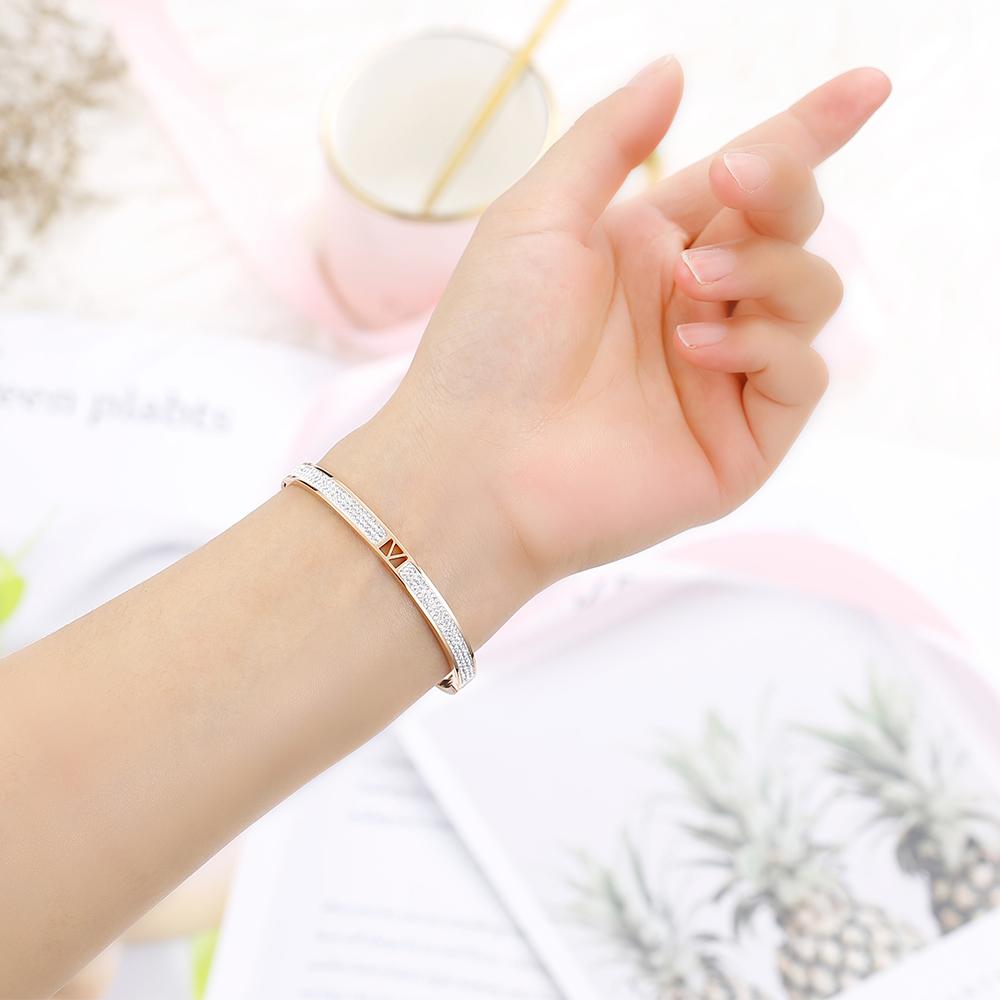 To My GRANDDAUGHTER "The love between a Nana and Granddaughter is forever" Bracelet - SARAH'S WHISPER