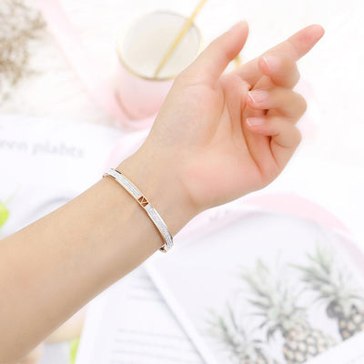 To My GRANDDAUGHTER "The love between a Nana and Granddaughter is forever" Bracelet - SARAH'S WHISPER
