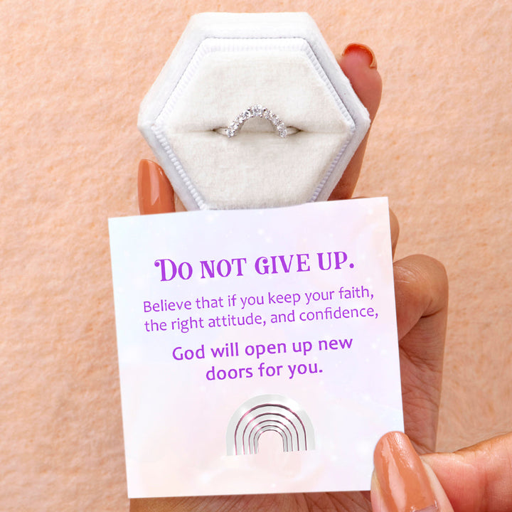 "Do not give up" Door Ring