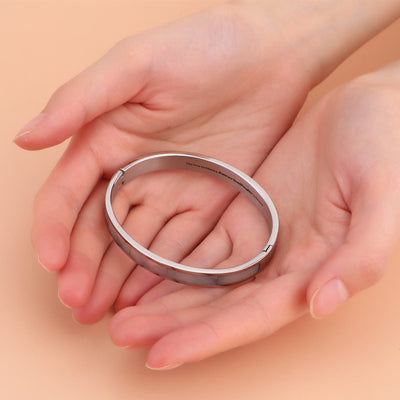 To My Granddaughter "the love between a Nana and granddaughter is forever" Bracelet - SARAH'S WHISPER