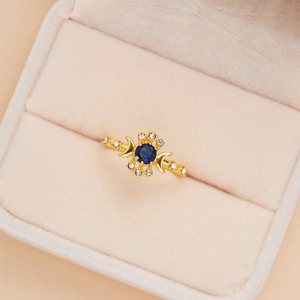 "Shoot for the moon. Even if you miss, you will land among the stars" MOON & STAR RING [💞 RING +💌 GIFT CARD + 🎁 GIFT BAG + 💐 GIFT BOUQUET] - SARAH'S WHISPER