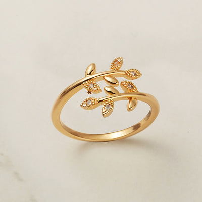 To My Friend "IT TAKES A LONG TIME TO GROW AN OLD FRIEND" Leaves Ring [🌿 Ring +💌 Gift Card + 🎁 Gift Bag + 💐 Gift Bouquet] - SARAH'S WHISPER