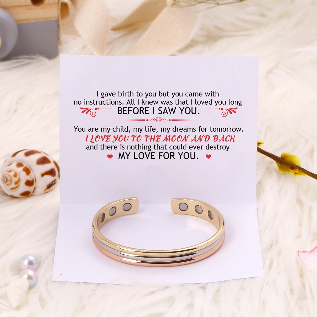 To My Daughter "I Love You to The Moon and Back" Bracelet - SARAH'S WHISPER