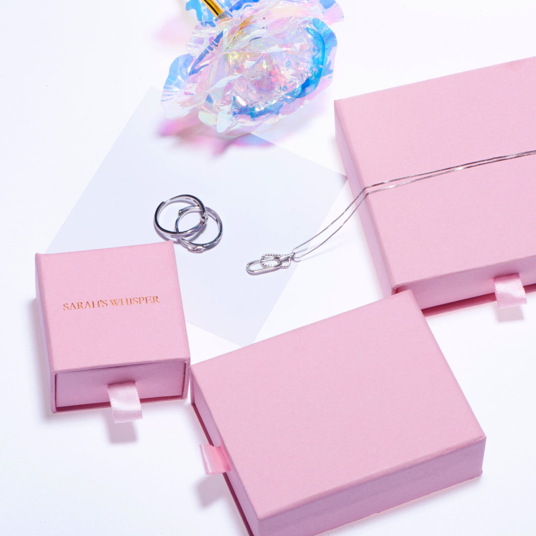 Best Keyring presented in an elegant gift box.